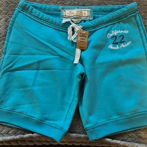 Hollister shorts NWT